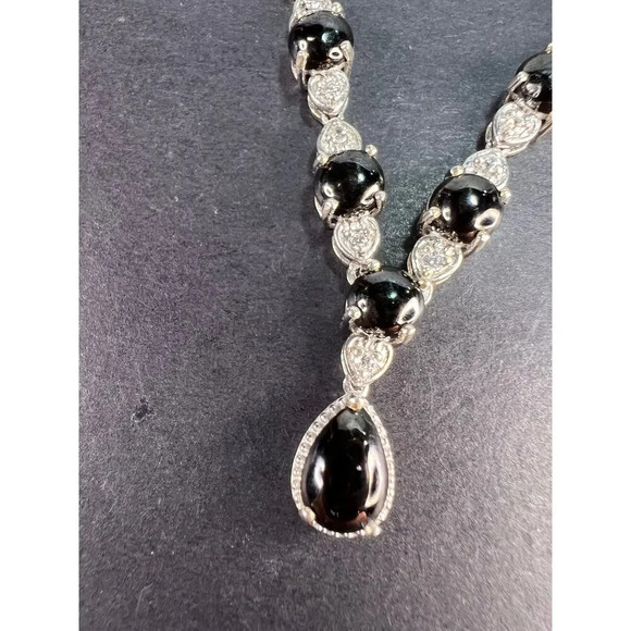 Shungite and white topaz necklace in sterling silver - Picture 10 of 11